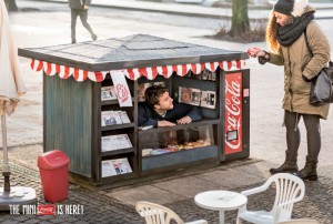 Coca-Cola-Mini-Kiosk-3